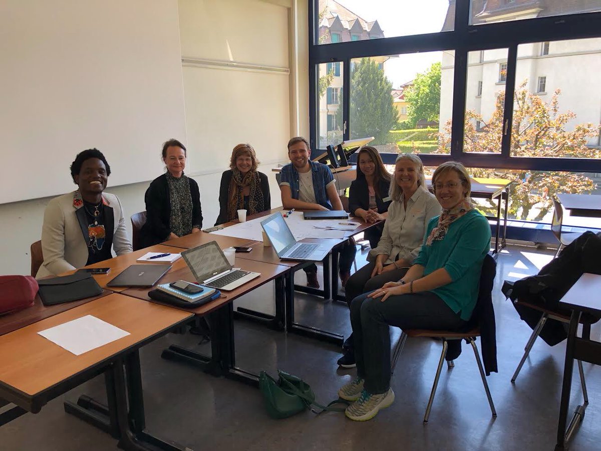annalyn0106's tweet photo. 2019 Geneva and Lausanne Switzerland Physiotherapy Conference. https://t.co/z5CygV5Ur9