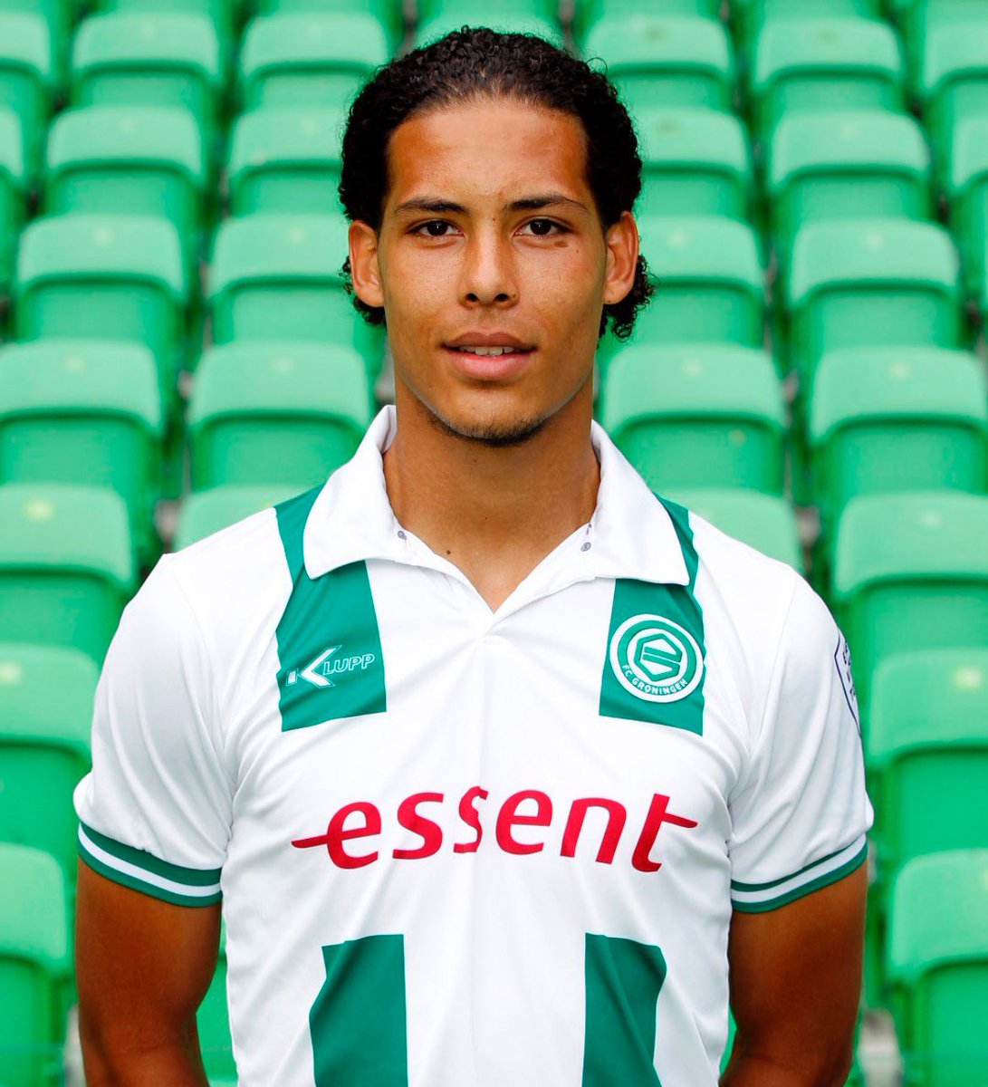 UTD_Floyd's tweet image. Evans at 20                                  Van Dijk at 20