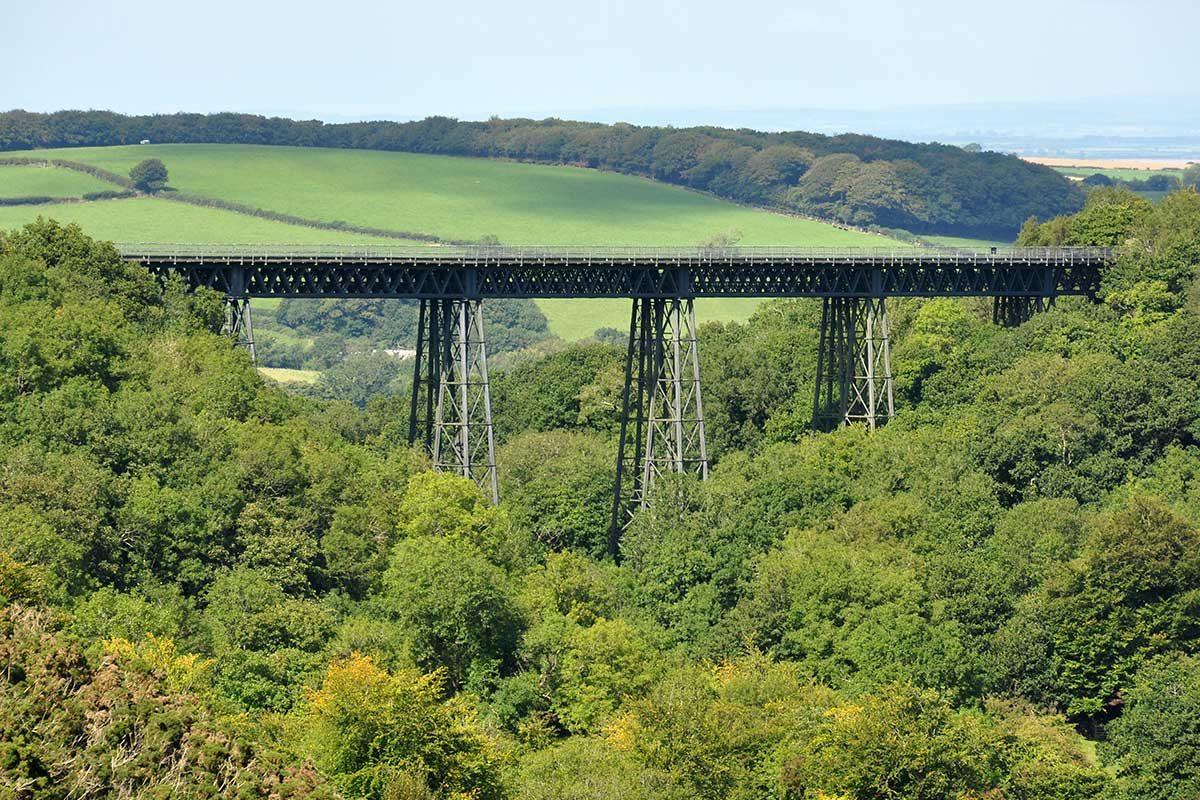 We are thrilled to announce the participation of @DCCJimColwell, the Acting Chief Constable of @DC_Police, in our upcoming flagship event - The Dragons Drop Abseil on 14th April. Fancy taking on Meldon Viaduct yourself? Email us at fundraising@petesdragons.org.uk 🐉