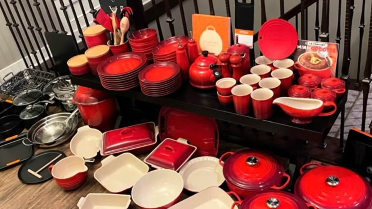 DailyMail's tweet photo. Internet users go wild over $4,500 Le Creuset cookware set from Costco - which includes 157 PIECES and arrives at your home on a PALLET https://t.co/Ls10SzA17S https://t.co/bTmPw13P4Y