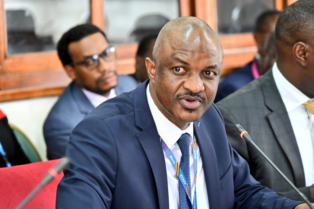 mofpedU's tweet photo. The PSST @rggoobi said after successfully sending the PDM money directly to the Bank Accounts of 10,585 PDM SACCOs (Ushs. 1.059 trillion),it is now the duty of all stakeholders including Members of Parliament to ensure that the program is  effectively implemented.

Already 1,627,307 members from the 148,320 enterprise groups have benefited from the national roll-out of PDM.