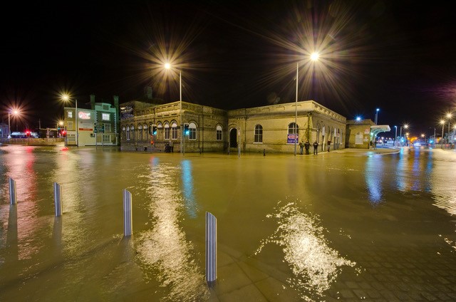 "Increasing flood resilience means improving the social, human, natural and financial as well as physical capacities of communities" argues <a href="/SaraMehryar/">Sara Mehryar, PhD</a>, Research Fellow at <a href="/GRI_LSE/">Grantham LSE</a>. 

More on what Sara has to say here: floodresilience.net/blogs/flood-re…