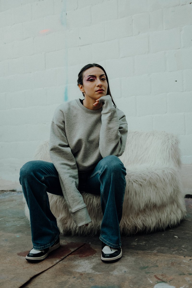 Richon_io's tweet photo. Join the fashion revolution with Richon, the blockchain's ultimate destination for personalized clothing. Discover the hottest trends and flaunt your personal style!

#ethicalfashion #environment #sustainability #fashion #blockchain #personalization #nfts #Web3 https://t.co/L2dXU53MdL
