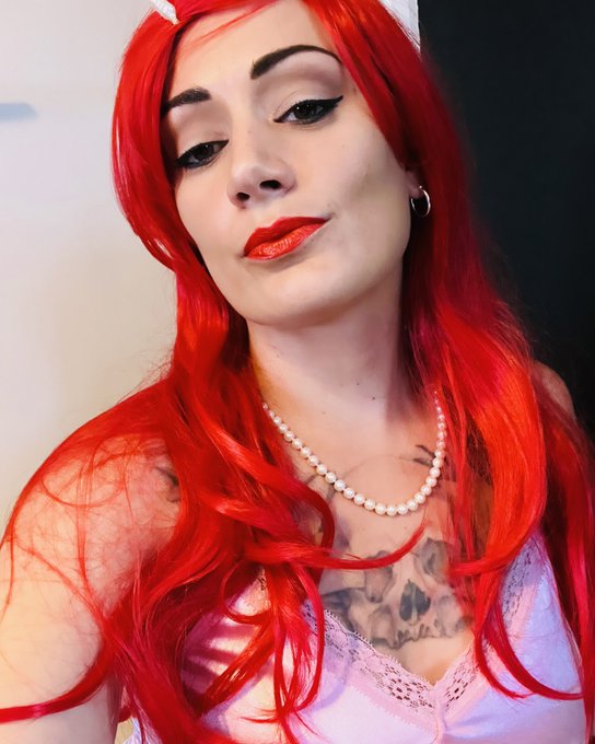 Do you like red? ❤️ https://t.co/NhoVscnqVF