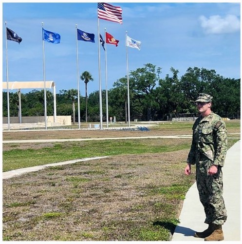 votemjs's tweet photo. Proud to have served our country in uniform. Now, I’m ready to serve North Carolina’s 13th district.
🇺🇸Send Intelligence to DC🇺🇸
https://t.co/QiJsTcprLw
#NavyVeteran #sendinteltodc #defundstupidity #AmericaFirst #MattShoemakerForCongress #nc13 #ncgop #ncpol https://t.co/FzTnLzaARr