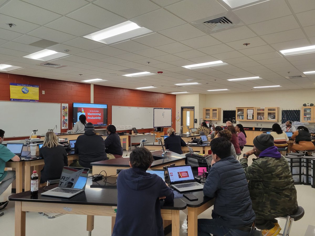 Welcome back <a href="/WHS_Redhawks/">Westwood HS (SC)</a> teachers. Angie <a href="/ProudToBTeacher/">Angela Hill, Ph.D.</a> is helping her teachers kick off the new semester with #newyearnewhabits Maximizing productivity. #r2tlc