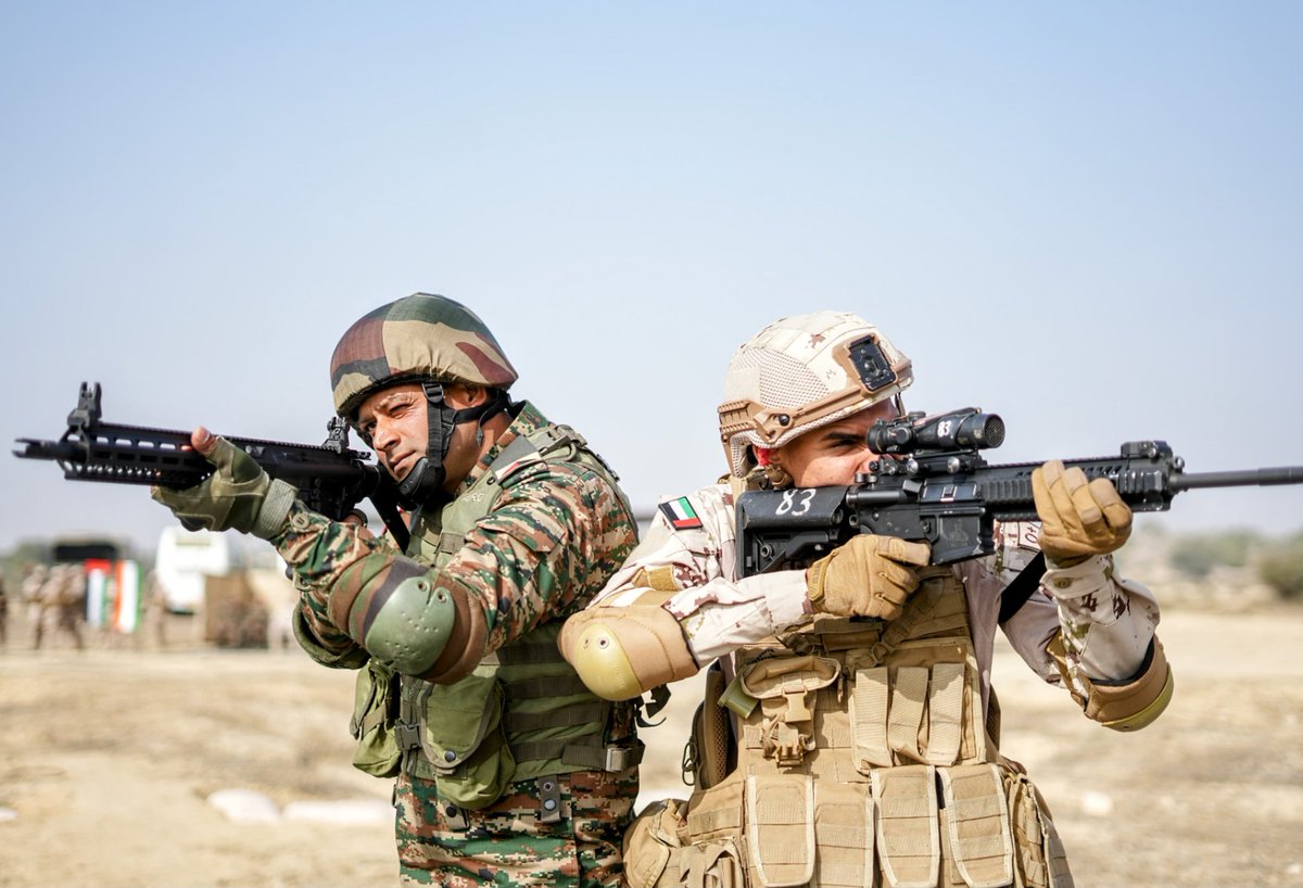 adgpi's tweet photo. Exercise #DesertCyclone_2024

The #IndianArmy and #UAE Land Forces troops are sharing best practices and honing their battle craft & shooting skills during the Joint Military Exercise #DesertCyclone-I in #Rajasthan. The exercise is enhancing the interoperability & synergy between both Armies.
 
#IndiaUAEFriendship🇮🇳🇦🇪
#IndianArmy
