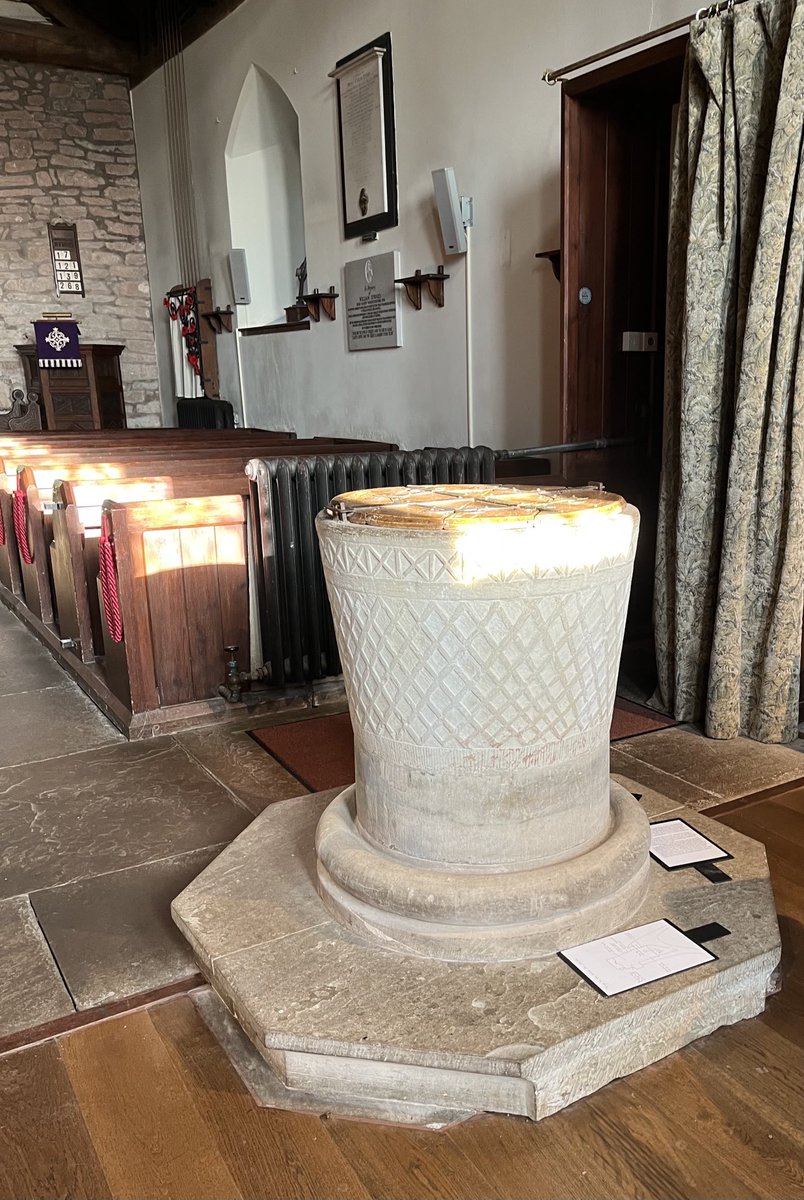 Barb_Drummond's tweet photo. #FontsOnFriday #Cusop with bonus #Stone #bowls which may have served as holy water stoup or font https://t.co/0Ypp42u6m1