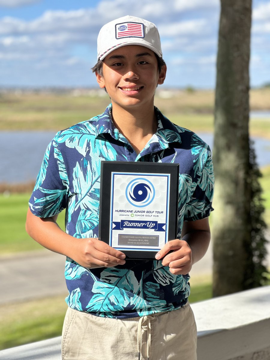 Congrats to sophomore Troy Nguyen on finishing in 2nd place at a Hurricane JT Event down in Orlando, FL over break. Troy shot a 73 & 75 playing in the 16-18 yr. old age group. Great job Troy! Looking forward to Troy playing a big role in 2024 for the Pilot Golf Team #pilotpride