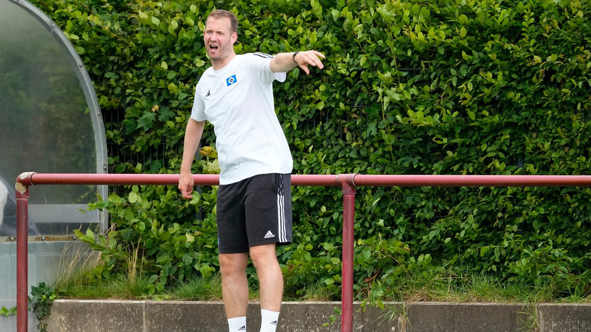 HSVYoungTalents's tweet photo. Umstrukturierung im Nachwuchs: Loic #Fave wird Leiter Sport in einem neuen Führungsgremium unter Horst #Hrubesch. Im Sommer wird #Fave zudem #U21-Trainer und folgt auf Pit #Reimers, der eine neue Herausforderung im Profibereich anstrebt.

#nurderHSV #HSVYoungTalents

📸 Witters https://t.co/NOfh7Z5RVw