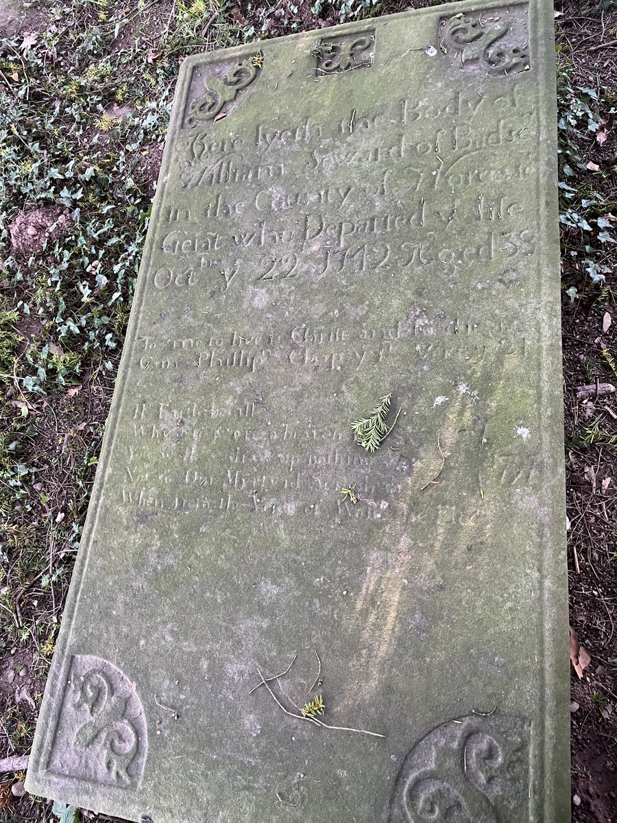 Barb_Drummond's tweet photo. #Cusop #graveyard #RichardBooth #Grave only solicitor murdered. #Methodist some great yew trees too https://t.co/0xyO6NssCE