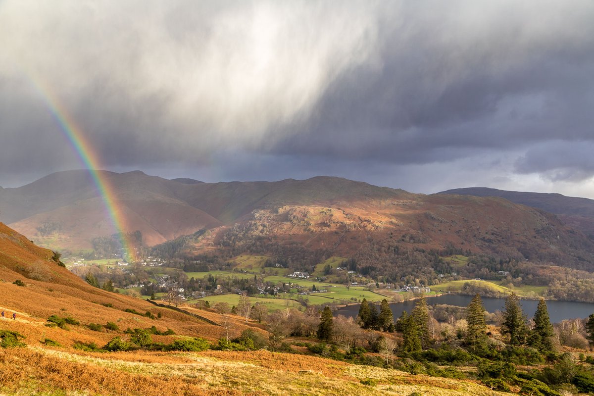 andrewswalks's tweet photo. A walk up Silver How #Cumbria
https://t.co/Y5jNjbccFY https://t.co/OICTaXRGmG