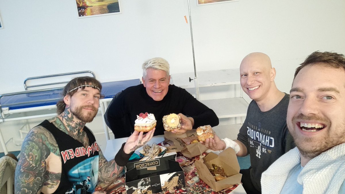 PornoDan's tweet photo. Visiting our buddy @BradKnightXXX 🏨 @EuropeTts @DeanVanDammexxx https://t.co/TuJtmdhUQS