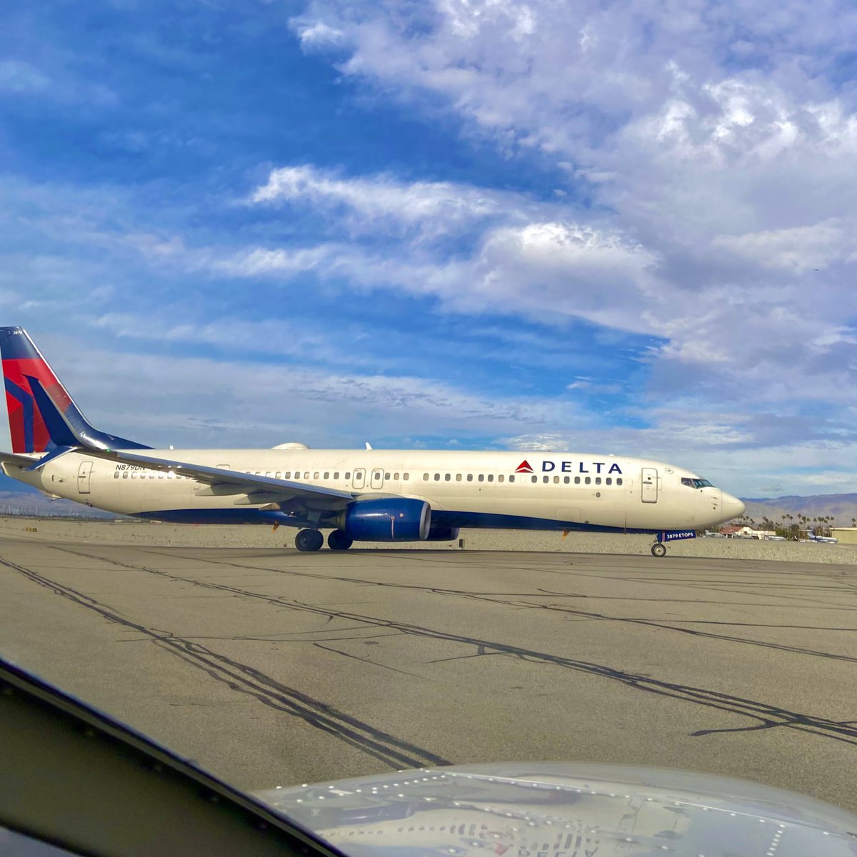 PIC_Colleen's tweet photo. While holding short of 31L at #KPSP performing our run-up, this beautiful Delta snuck by. It really motivates you when you can keep up with the big fish. #planespotting https://t.co/yzlTT1Wqp6