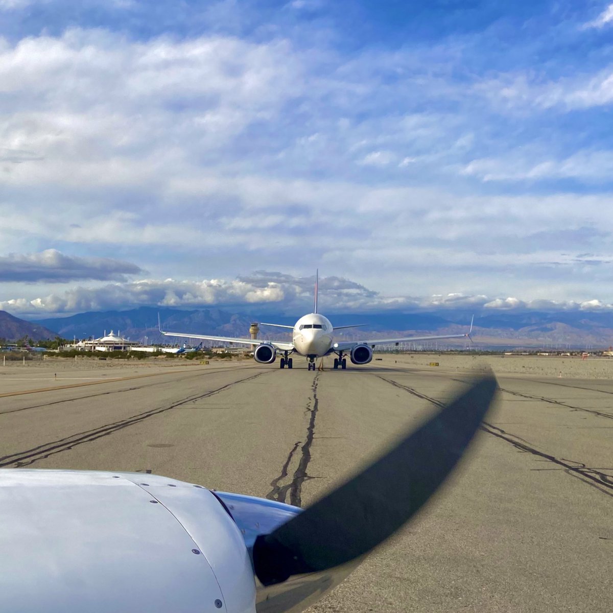 PIC_Colleen's tweet photo. While holding short of 31L at #KPSP performing our run-up, this beautiful Delta snuck by. It really motivates you when you can keep up with the big fish. #planespotting https://t.co/yzlTT1Wqp6