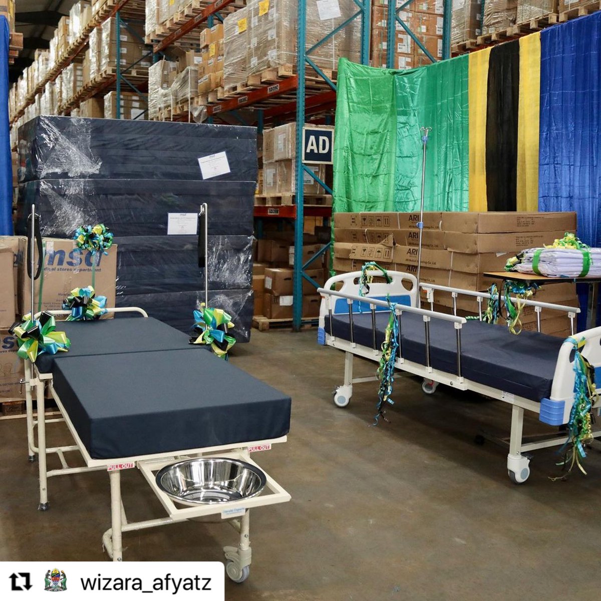 Geitarrhtz's tweet photo. Serikali kupitia @wizara_afyatz inatekeleza kwa Vitendo suala la upatikanaji wa Huduma bora za afya.

Karibu Hospitali ya Rufaa Mkoa wa Geita kwa Huduma bora za matibabu

@Eric__Bernard @Nkololotz @SuphianJuma @CharlieBihemo https://t.co/52n0pzxOVK