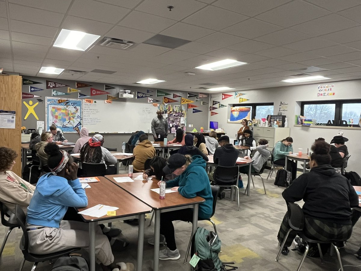 Mankato East AVID tweet media