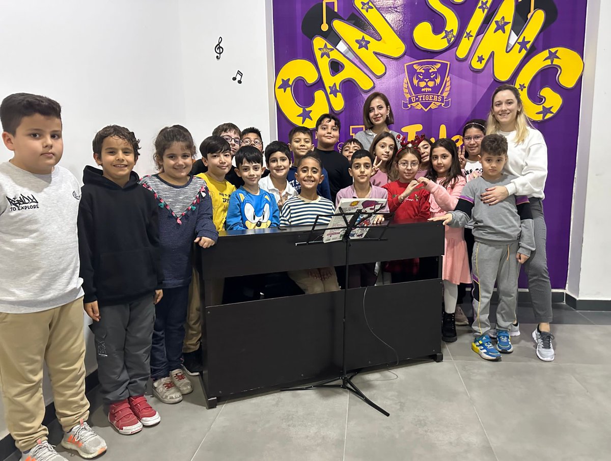 UOCalli's tweet photo. İLKOKUL HAFTANIN MÜZİSYENİ MUSTAFA ULUŞAN🎹
#HaftanınMüzisyeni olan 3/D sınıfı öğrencimiz Mustafa ULUŞAN bir süredir piyano eğitimi almaktadır. Bizlere hazırladığı dinleti için teşekkür eder, müzik hayatında başarılar dileriz.🎹🎼 #UğurdaSanatVar #UTalent https://t.co/Q9mZPm2Jzw