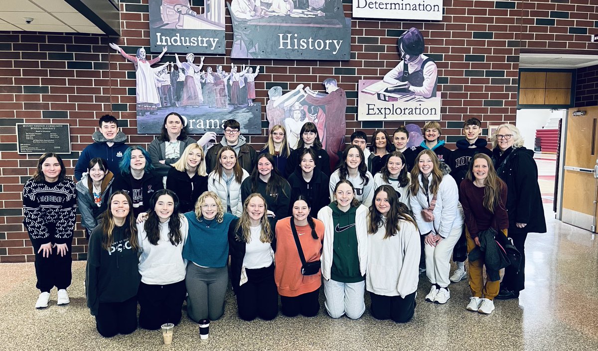 CoachWillems's tweet photo. And we’re off - MVHS J-Term Europe Trip 2024 (previous trips in ‘18 &amp; ‘20) - we’ll be in London by tomorrow midday! #GoMVStangs #JTerm24 ✈️ https://t.co/R5feRzuPuU