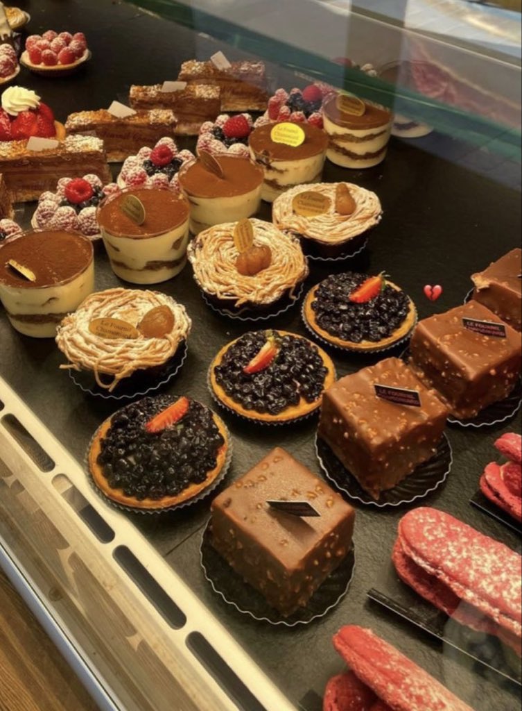 chanelkake's tweet photo. freshly baked pastries ♡ https://t.co/KDajRKswoW