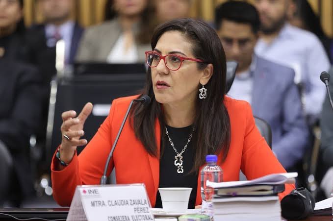Peris_Electoral's tweet photo. La consejera Claudia Zavala (@CZavalaP) agradeció y felicitó a la #UTCE del @INEMexico por su trabajo durante 2023 y presentó las siguientes cifras:
👉UTCE recibió 1285 ‼️ solicitudes de medidas cautelares.
👉713 fueron atendidas por la UTCE.
👉 315 atendidas por acuerdos CQyD. https://t.co/kXJPY5xMs8