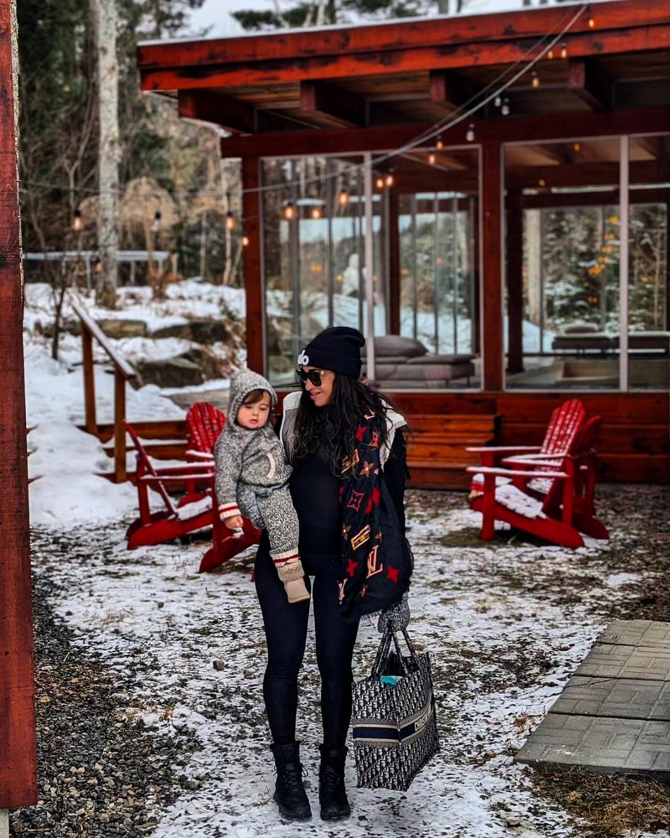 Chalet Vibes with my mini.🫶🏽 #aesthetic