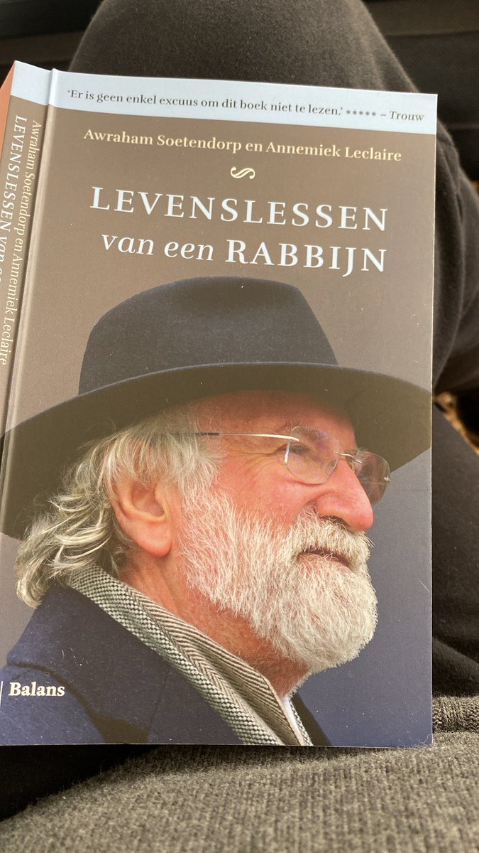 _klomp's tweet image. Dit zou eigenlijk verplichte lectuur op onze middelbare scholen moeten zijn!