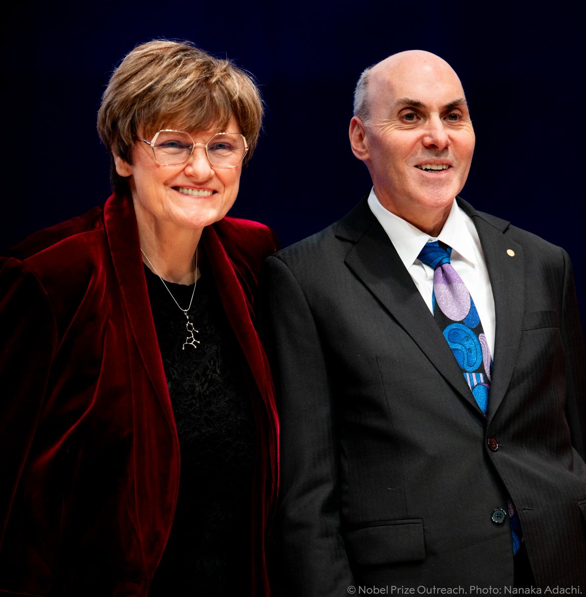 NobelPrize's tweet photo. A chat at a photocopier proved life-changing for the 2023 medicine laureates, Katalin Karikó and Drew Weissman, who met while copying research papers. Together, they carried out research on the therapeutic uses of mRNA and helped make safe vaccines during the COVID-19 pandemic. https://t.co/fLNXAeBIYf