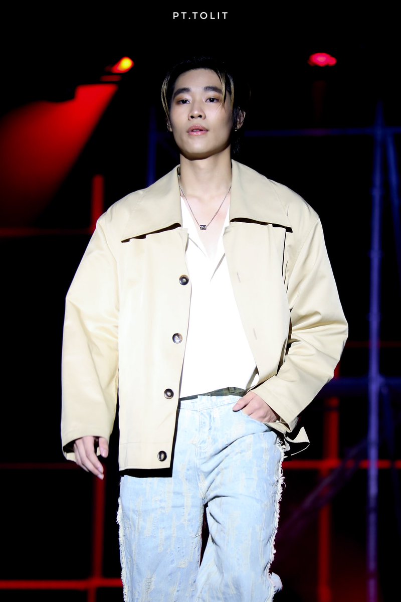 Happy birthday <a href="/lit_title/">lit.title</a> 🎂

มีความสุขมากๆนะค้าบน้องเติ้ล
ขอให้น้องเติ้ลมีแต่คนรักคนเอ็นดู
ขอให้ไม่เจ็บไม่ป่วย
ขอให้ประสบความสำเร็จกับงาน
และสิ่งที่ตั้งใจจะทำ  💖🎂🎉

#TitleTeshin #LittleTeshin