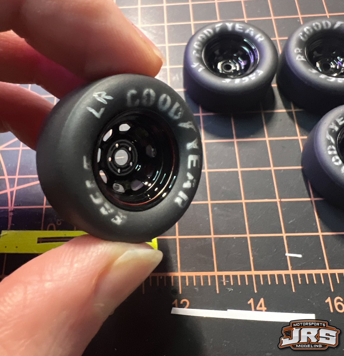 deircrfan's tweet photo. Got the rims and tires done on @SMR_114 ‘s @SunocoRacing Olds.  These 3D printed wheels by @scalecarsonline are the best out there!  @NASCAR @ClassicsNascar @LegendsNascar #NASCAR #oldsmobile #sterlingmarlin #sunocoracing #nascarmodels https://t.co/No6xpvfriK