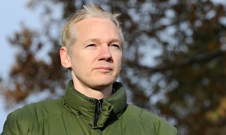 Michell45064244's tweet photo. USA  🇺🇸  UK  🇬🇧 
Bring this unjust Political incarceration to an end by the 21st February 2024. The WORLD is watching!! #FreeJulianAssange https://t.co/F1rBPHz5x5
