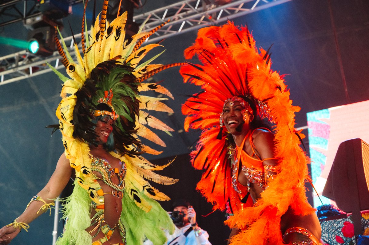 Shoobsonline's tweet photo. Come celebrate the impact of Caribbean &amp; African culture in the UK at @CitySplashFest😎☀️

@IzzyLoso, @JoceWavy, @RachaelAnson, @RampageSound, &amp; @RASKWAME bringing the BEATS in Brockwell Park!

🎫https://t.co/zDTOSlcxme https://t.co/fGKA997aBO