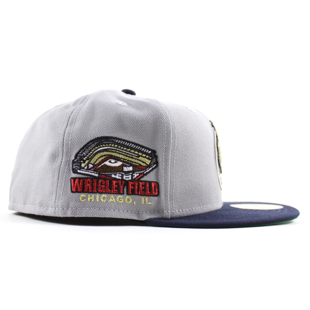 ECAP_CITY's tweet photo. 🐻 Chicago Cubs Clark the Cub Mascot Wringly field 59Fifty New Era Fitted Cap in Gray, Navy &amp; Green Bottom.

Inspired by Air Jordan 1 High 85 Georgetown College 

-

Shop Here
https://t.co/VUmJ1Dpauq

-

 #ChicagoCubs #ClarktheCub #clark #Mascot #neweracap #ecapcity @ClarktheCub https://t.co/t0aS1jl0RV