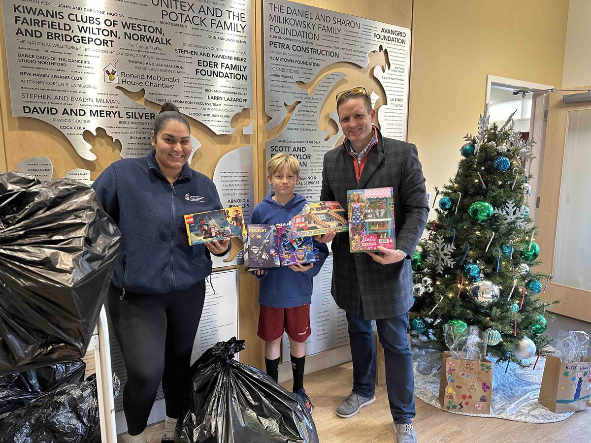 rmhctma's tweet photo. THANK YOU to everyone who donated to our Houses this holiday season. Because of your generosity, RMHC CTMA families get to have a joyful holiday year after year. We are so grateful for your support of our organization and the families who need us! #ThankYou #KeepingFamiliesClose https://t.co/AsPEi8ebcp