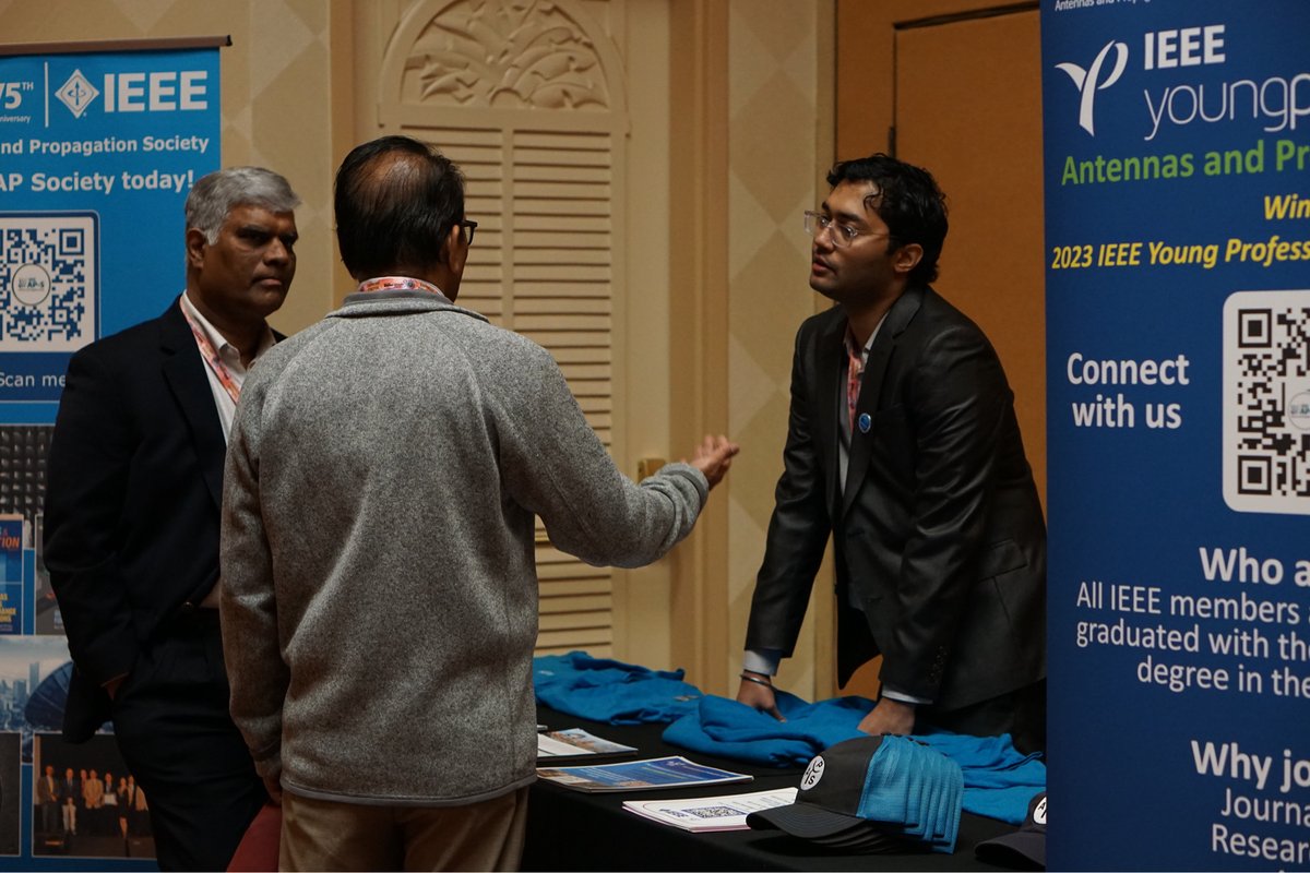 Don’t forget to stop by the Sponsor booths between sessions! #ieeerisingstars #ieeers2024