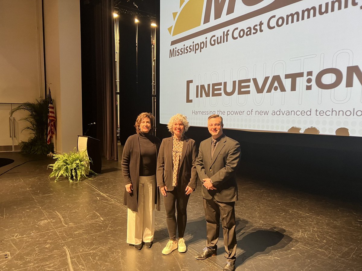 Great faculty meeting today! Engaging discussions on relationship building, innovation, and creativity in the classroom. Thank you to Dr. Luis Ponjuan and Dr. Carlena Benjamin for their incredible insights and inspiration! #GoBig #GoGulfCoast