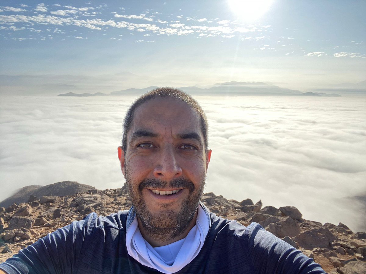 TonoMunizC's tweet photo. Después de conquistar mi primera #MajorMarathon, he decidido regresar a mis raíces en el deporte: el #trailrunning. Mi gran meta para diciembre 2024 es #ElCruce entre Chile y Argentina, recorriendo 100 kilómetros de Los Andes. ¡Estoy listo para romper mis propios límites! https://t.co/hlkBkuezX8