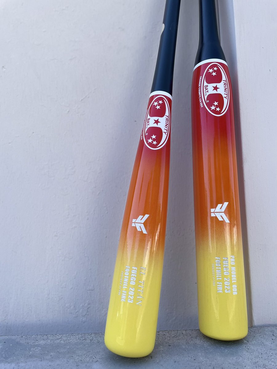 TrinityBatco's tweet image. Custom quality bats so you look and feel your best at the plate #trinityquality