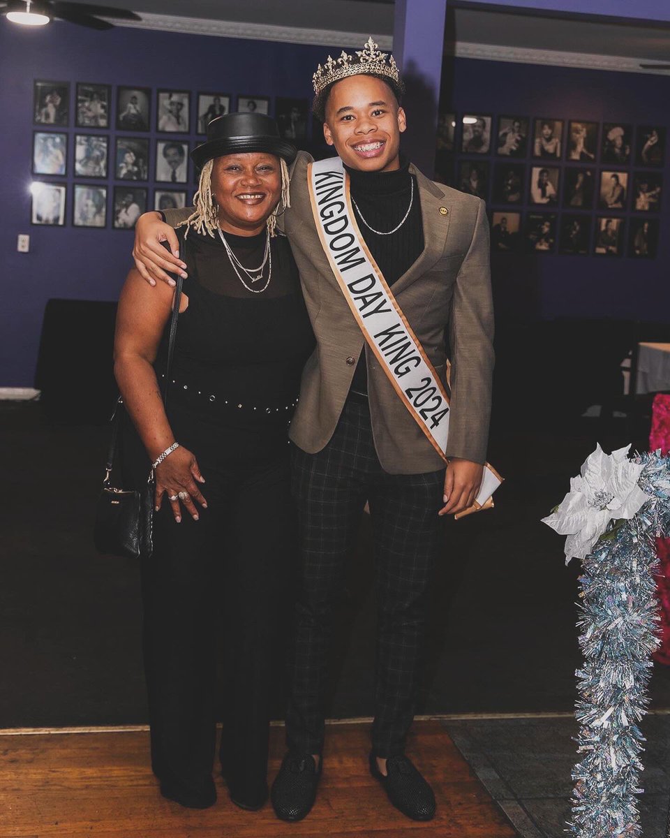 DoryGaff_'s tweet photo. 2024 will be a year of results, no more announcing my plans and broadcasting! After winning a beauty pageant, I am happy to that I will be in the MLK parade as the first ever King in history for the parade https://t.co/7yPubNMWY4