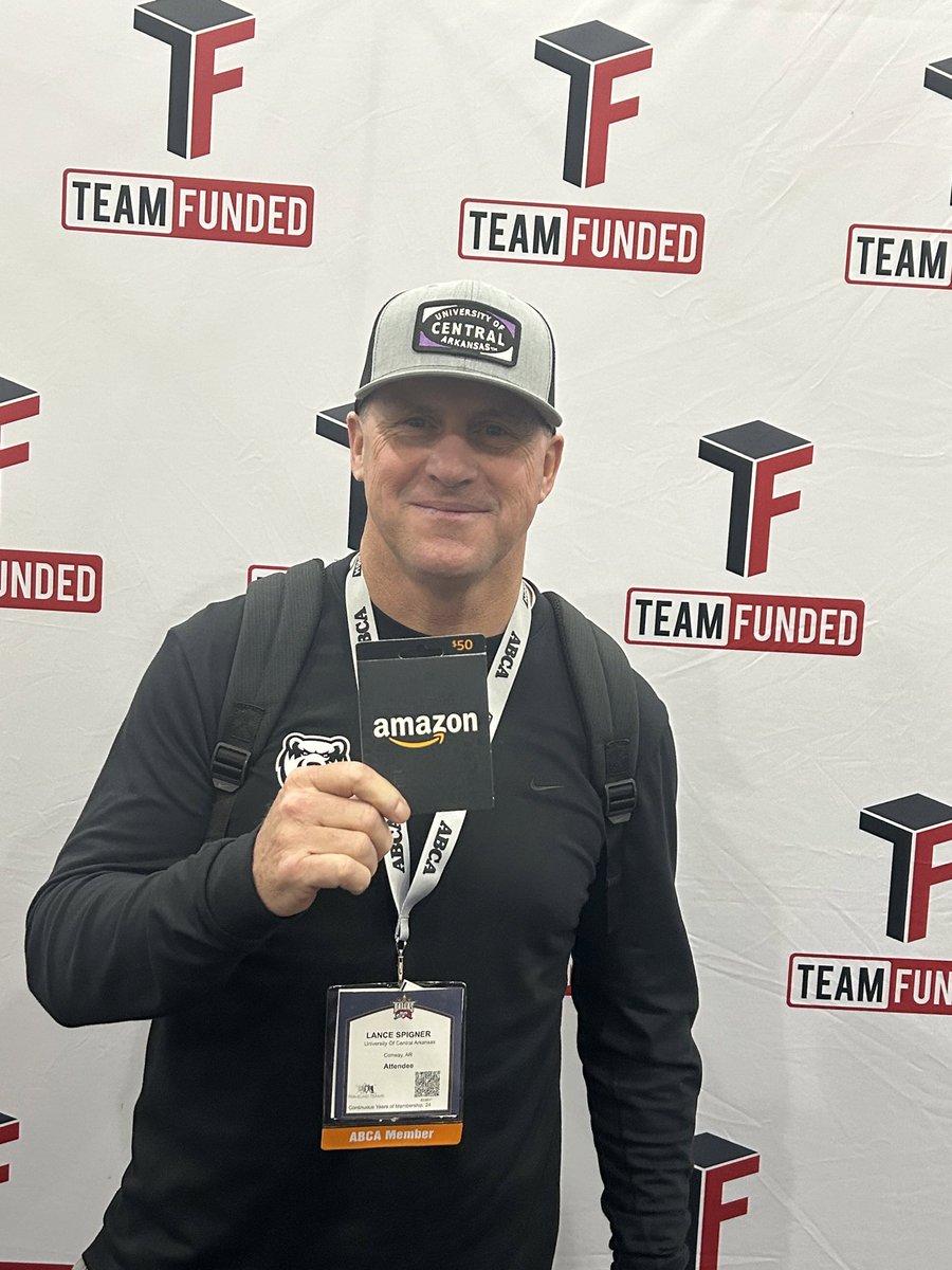 DConley25's tweet photo. Thanks @Spigner23 from @UCABearBaseball for stopping by the #Teamfunded Booth and winning our 1st gift card giveaway! @ABCA1945 come by and visit and sign up for your chance to win! https://t.co/4uZI9EEmpt