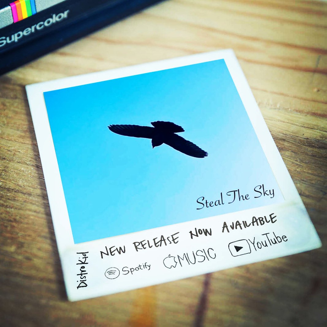 ✨✨✨✨Thank you to everyone who has streamed ‘Steal The Sky’ on release day!! I love you!!🤩✨✨✨✨✨
❤️❤️❤️❤️❤️❤️❤️❤️❤️❤️❤️❤️❤️

open.spotify.com/track/3hrJgAjg…