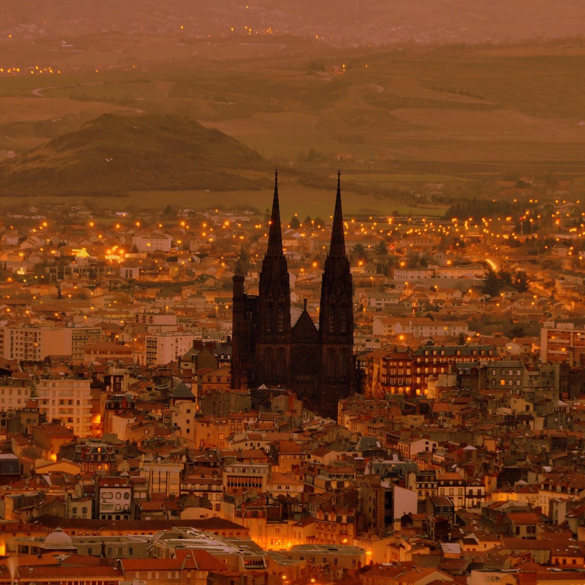 10. Clermont-Ferrand Cathedral, France (13th - 19th century) An imposing Gothic masterpiece built entirely from black lava stone. The 315-foot twin spires dominate the city's skyline, making for a striking view for miles upon miles.
