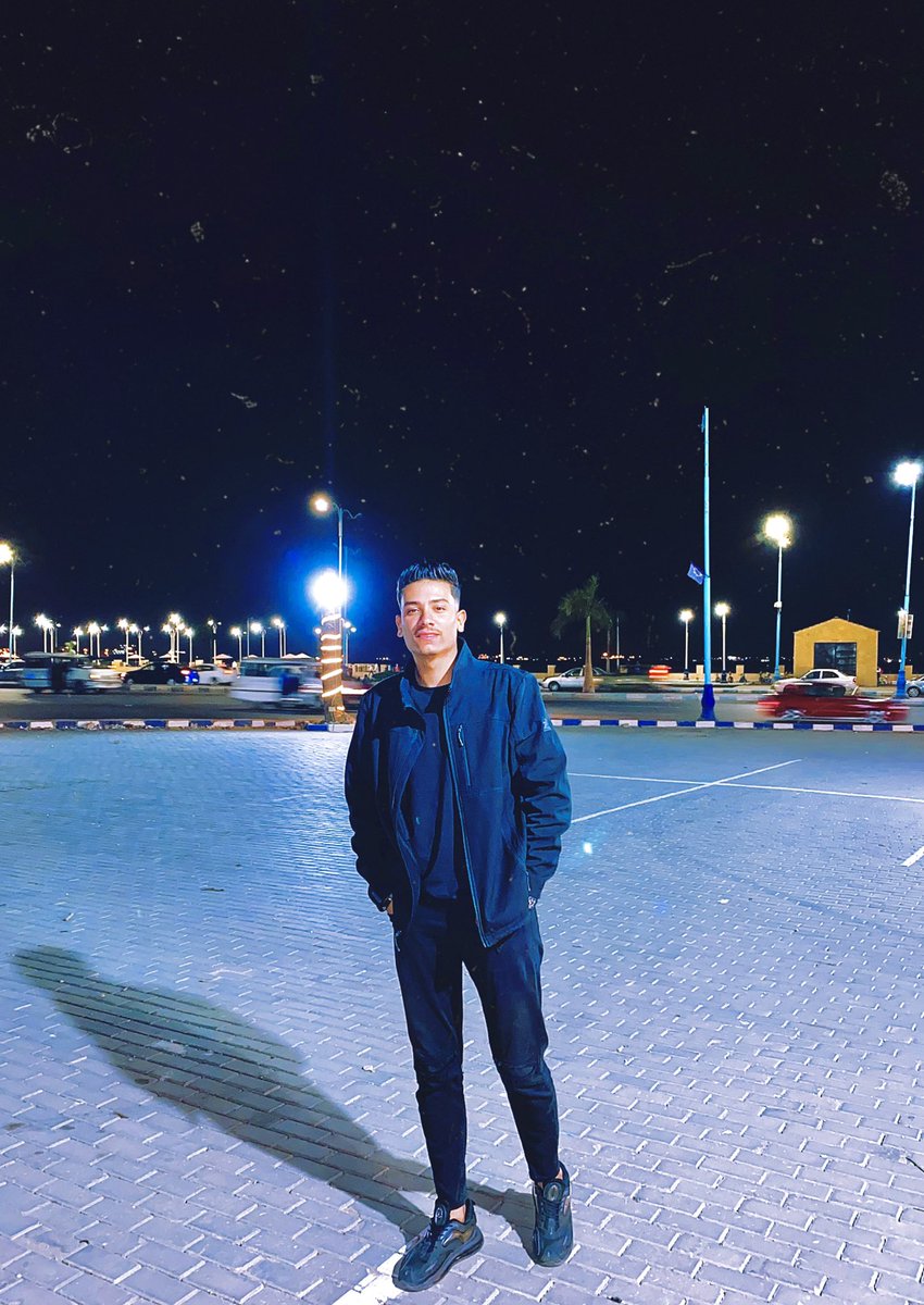 Ahmedrozza18's tweet photo. 🌌🖤 https://t.co/tobufsrQPQ