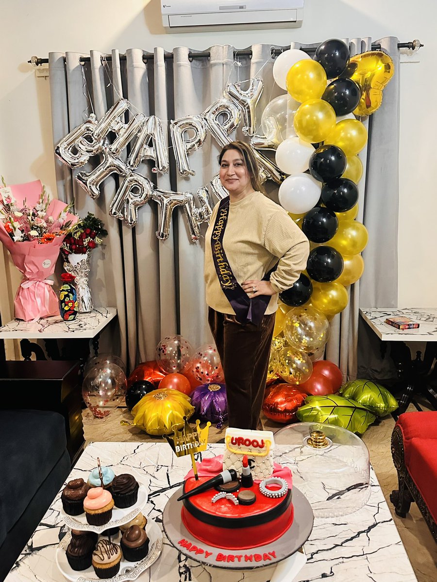 uroojali45's tweet photo. Happy birthday too me 🥰😍❤️💫 https://t.co/sv9ge76CU3