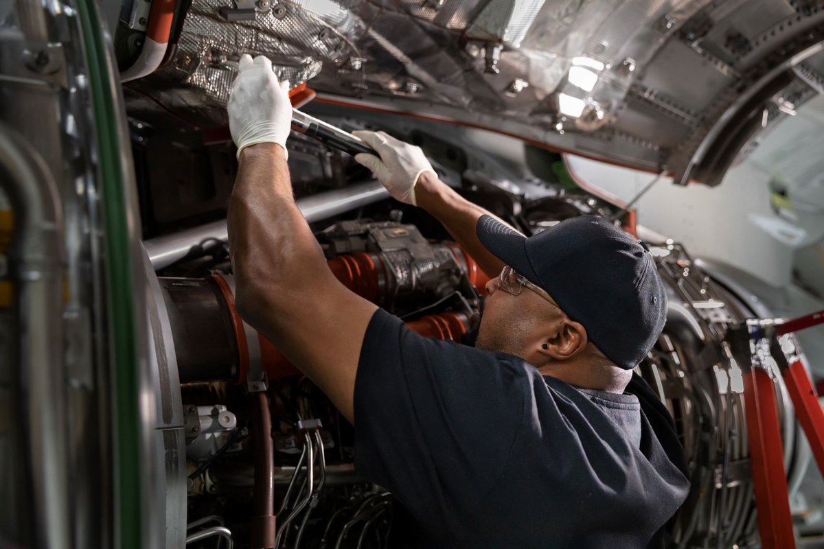 Dreaming of a new career in aerospace? Join us at our upcoming career event at the Lynnwood Event Center on Jan. 13 between 10 a.m. – 2 p.m. PT. We’re hiring manufacturing and quality professionals. Check out our open roles: bit.ly/BoeingMFG