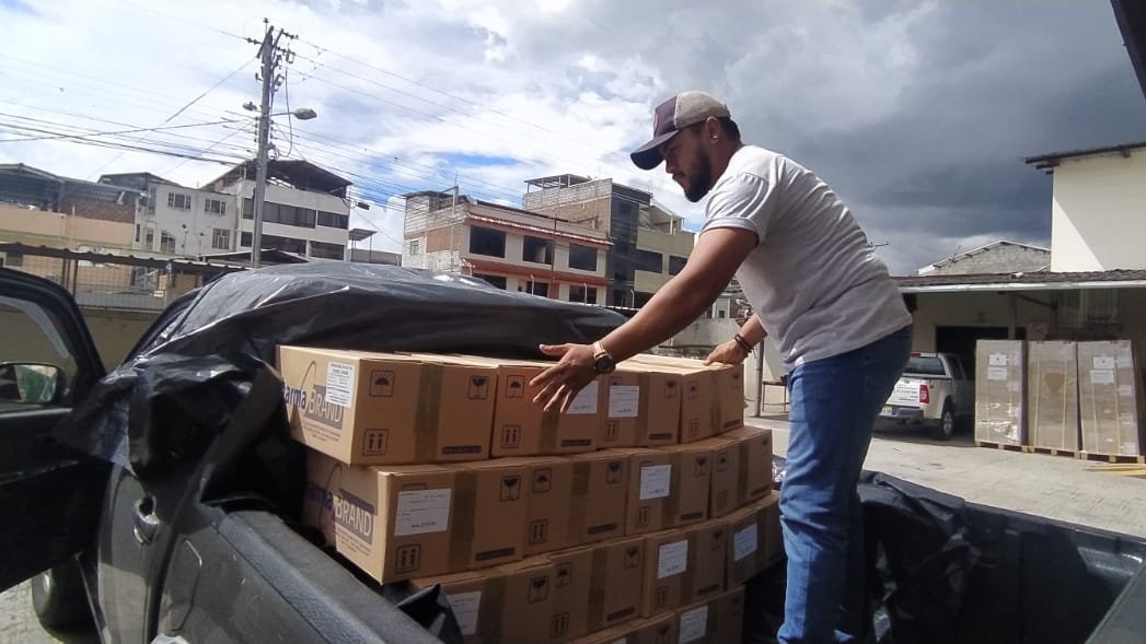Salud_Loja's tweet photo. 34 Medicamentos fueron distribuidos al Distrito de #Machala. Así, @Salud_Ec garantiza la continuidad de los tratamientos de los pacientes.

#ElNuevoEcuador https://t.co/nwt7J22qOZ