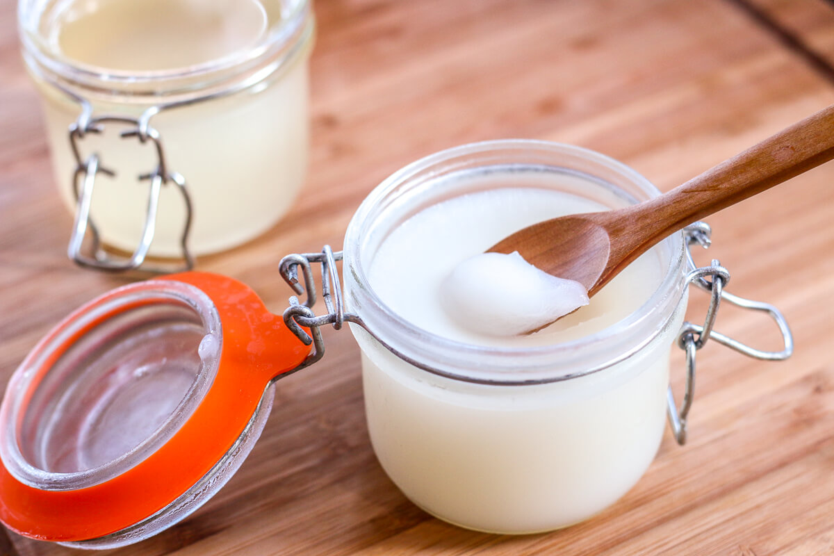 make_oh's tweet image. Lard is actually quite useful.

It's great for using to cook other foods, and it is also a great fat for making soap. Soaps made with animal fats tend to be very hard soaps that clean well.

Read the what, why, and how to make lard here - thethingswellmake.com/render-fat-how…