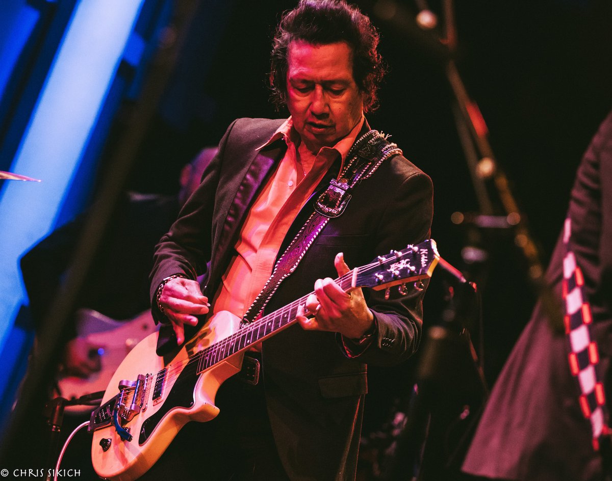 MAGNETMagazine's tweet photo. Happy birthday #AlejandroEscovedo. Burn something beautiful. Photo for MAGNET by #ChrisSikich (@countfeed). Read our #MAGNETFeedback with @aescovedo1: https://t.co/g7fCuVJNN0 https://t.co/YbPNRmyy2w