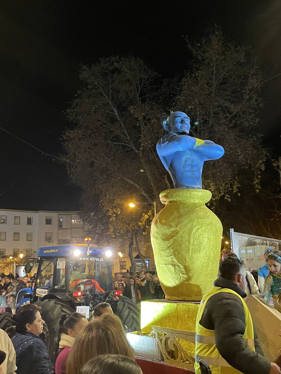 un genio q sabe andar para atrás 😱