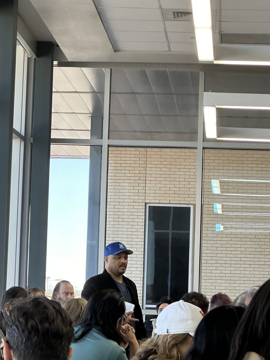 OdessaKels's tweet photo. Thank you @JamesJBolton for sharing your truth and journey this morning. Truly, @OdessaCollege has the most remarkable and inspirational group and I’m so grateful to call them friends. #ocallin https://t.co/nZTfouJYYL